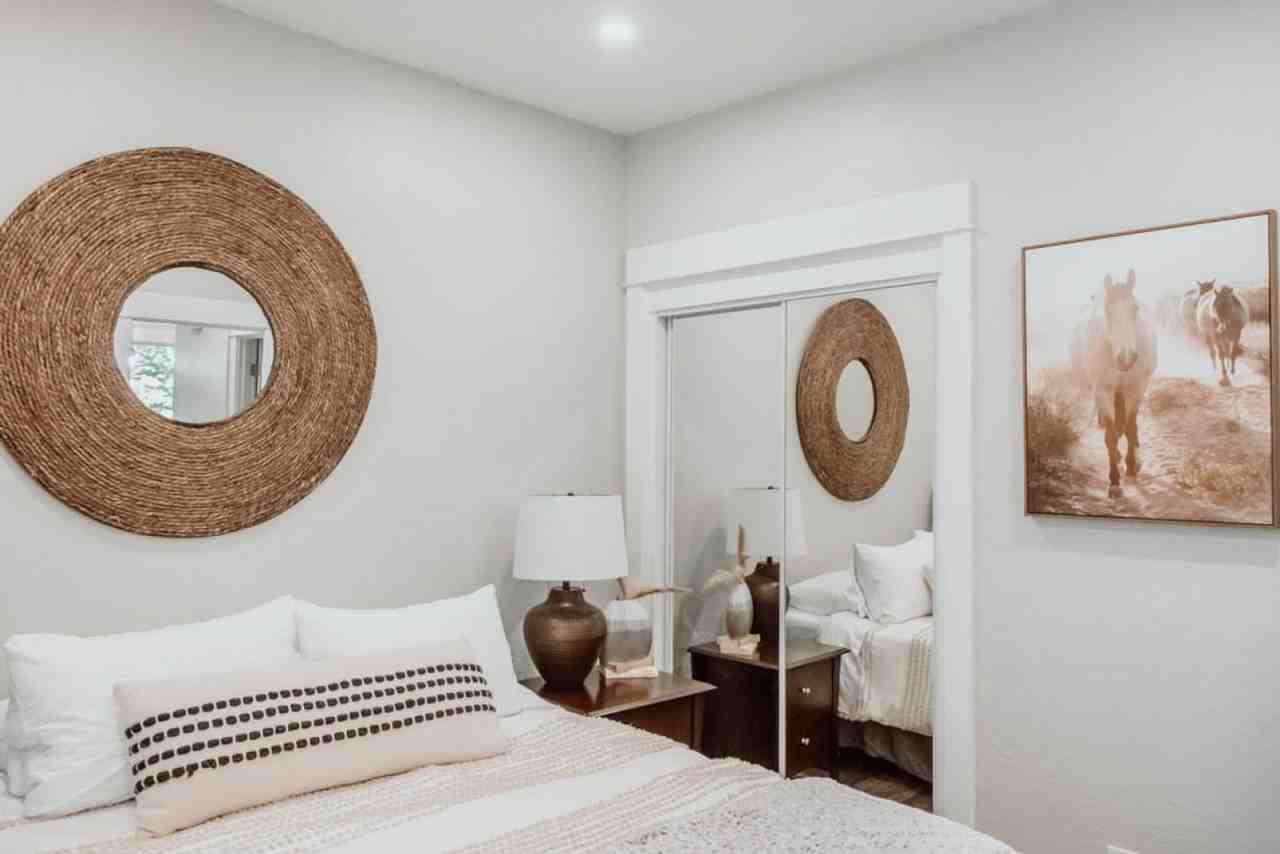 1300 Nw Harrison Blvd #1624364P - Photo 5 of 50