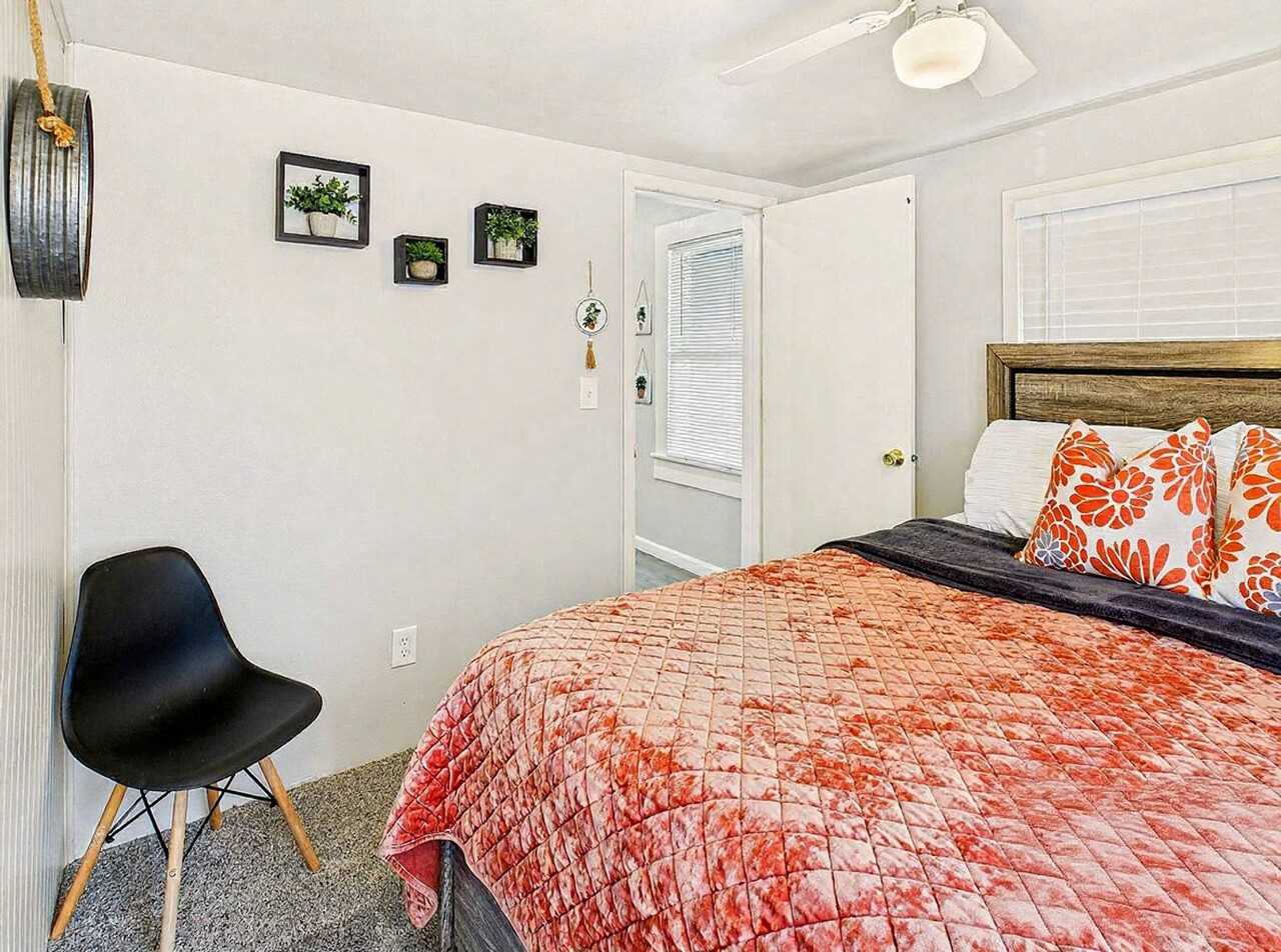 1603 Main St #1624366P - Photo 4 of 40