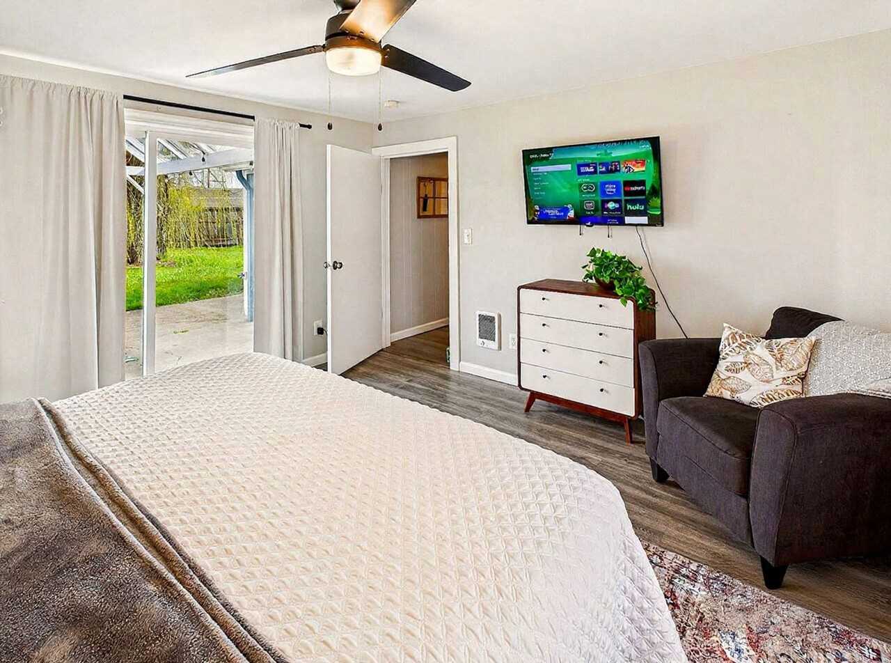 1603 Main St #1624366P - Photo 7 of 40