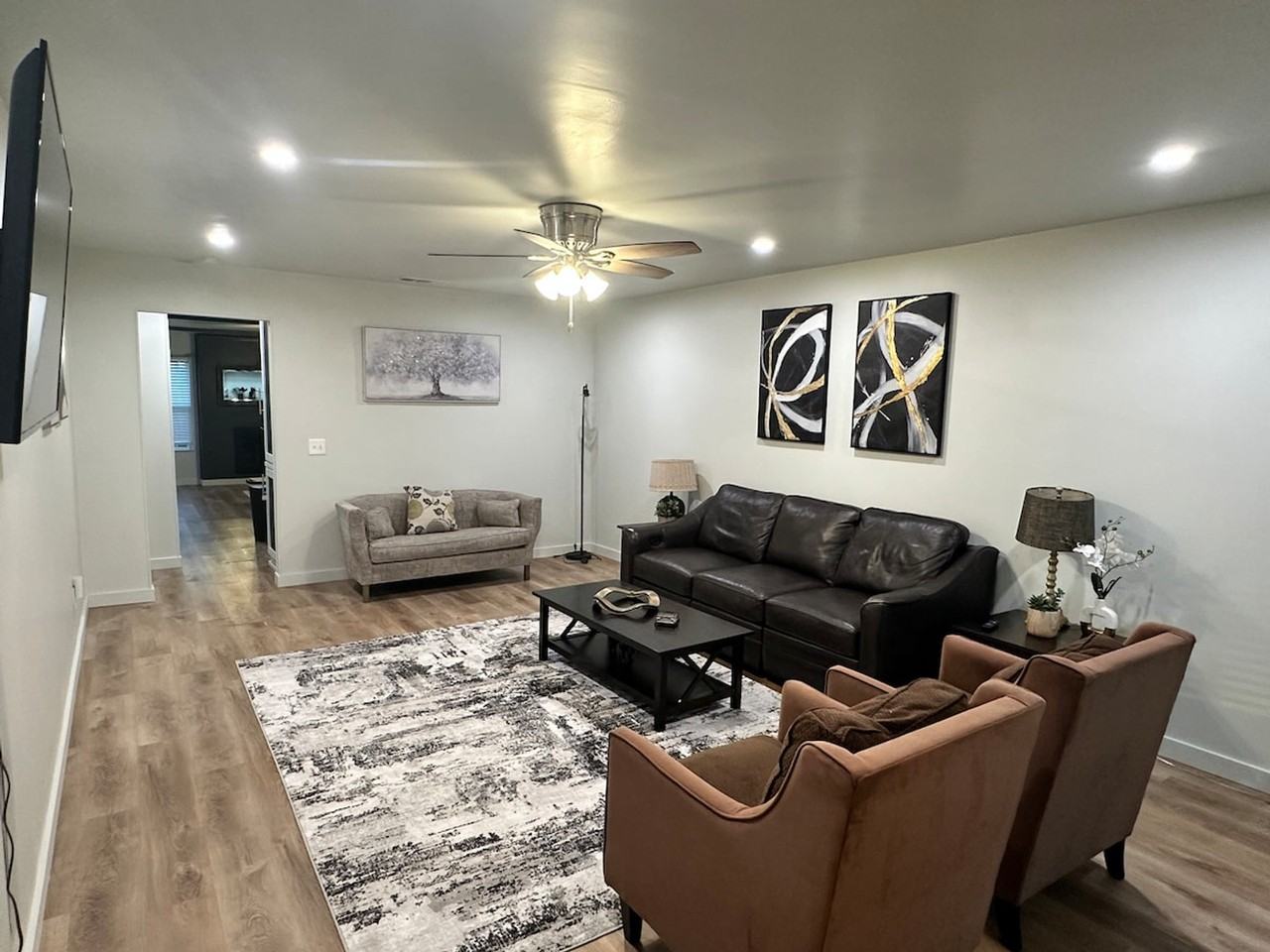 1916 N Floyd Rd #1624495P - Photo 6 of 33