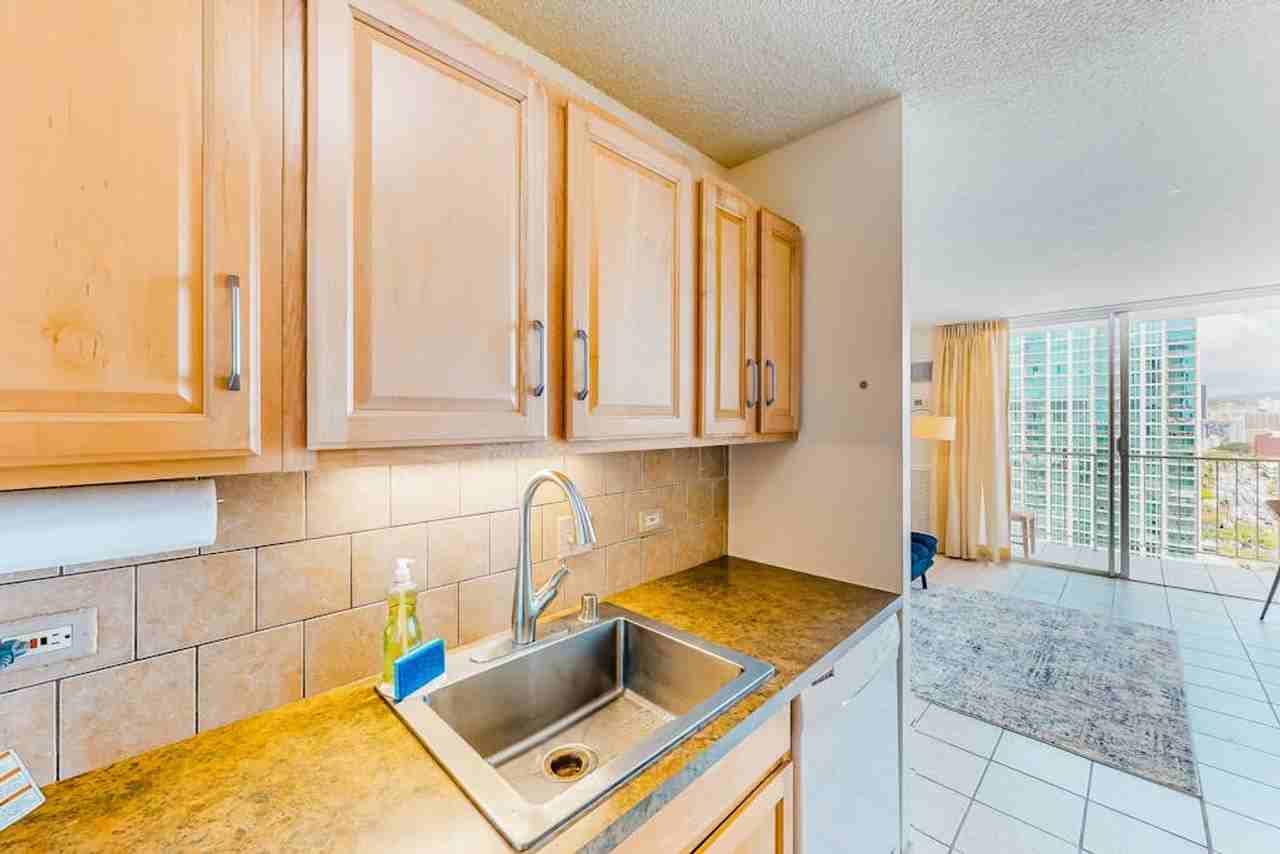1925 Kalakaua Ave #1608459P - Photo 6 of 20