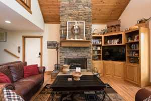 featured image of 497 Luther Burbank Dr