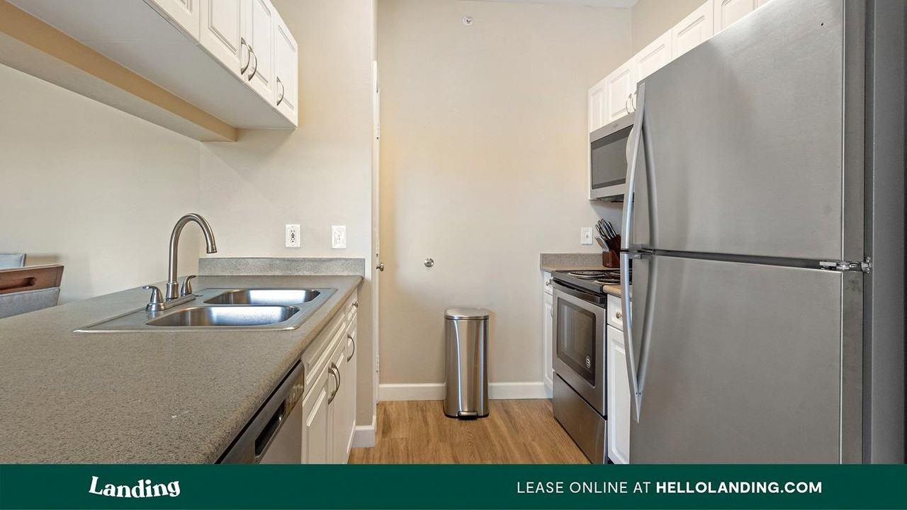 3505 S Nelson Circle - Photo 4 of 50