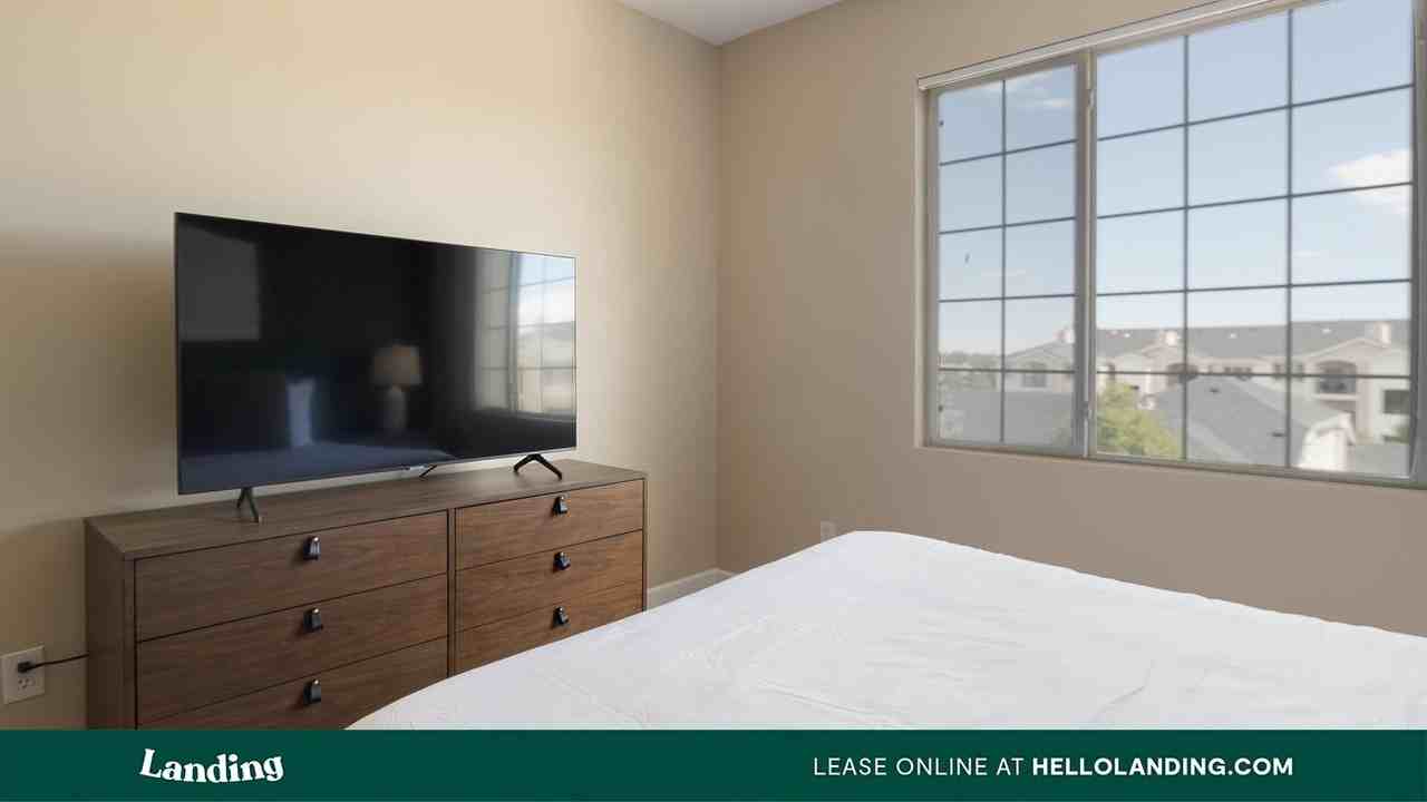 3505 S Nelson Circle - Photo 6 of 50