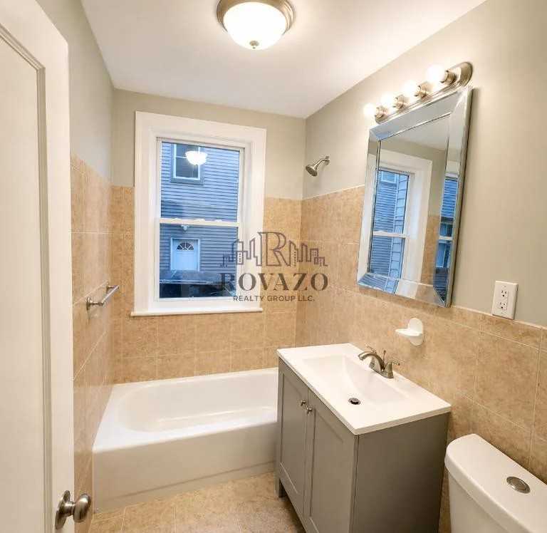 192 Shephard Avenue #3D - Photo 2 of 7