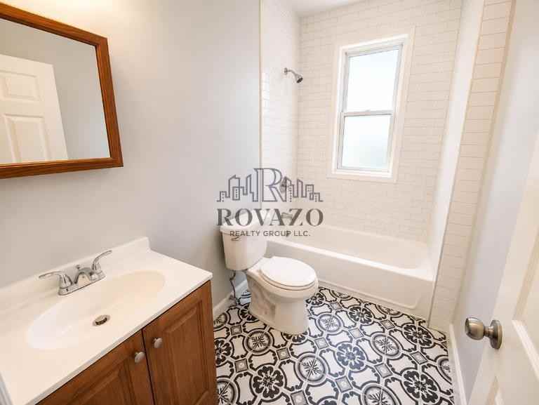 203 Renner Avenue #1d - Photo 4 of 11