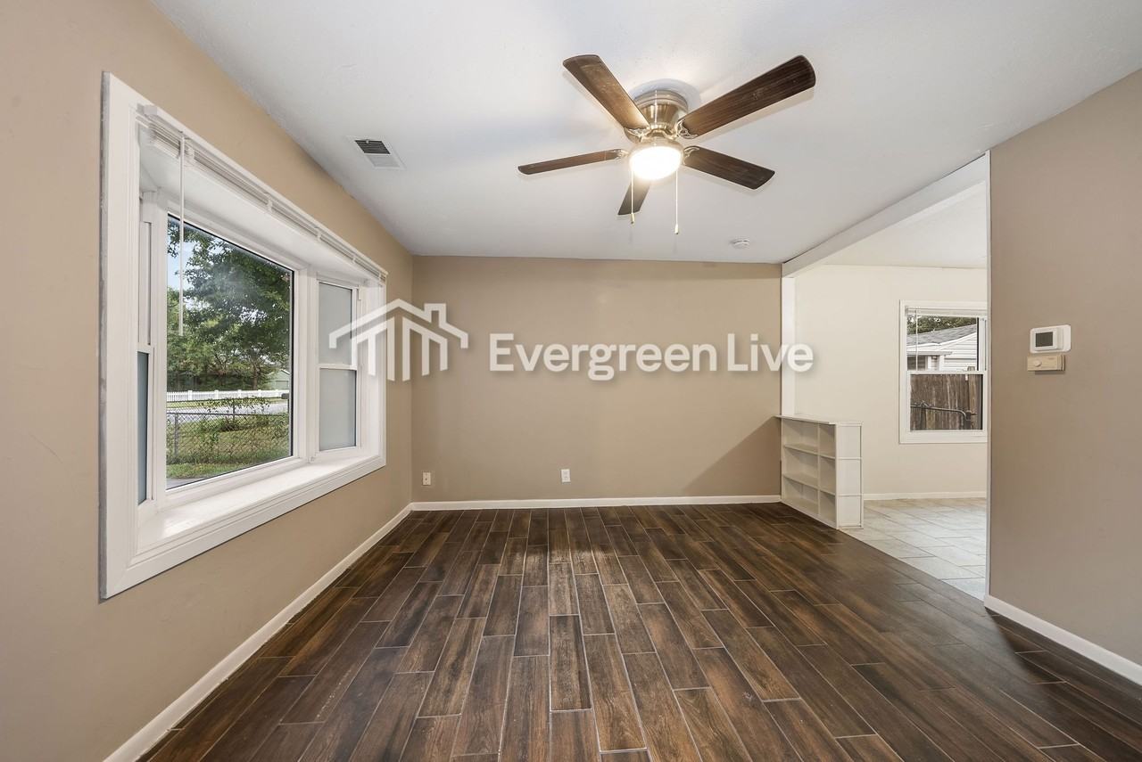 3904 N 13th St - Photo 6 of 26