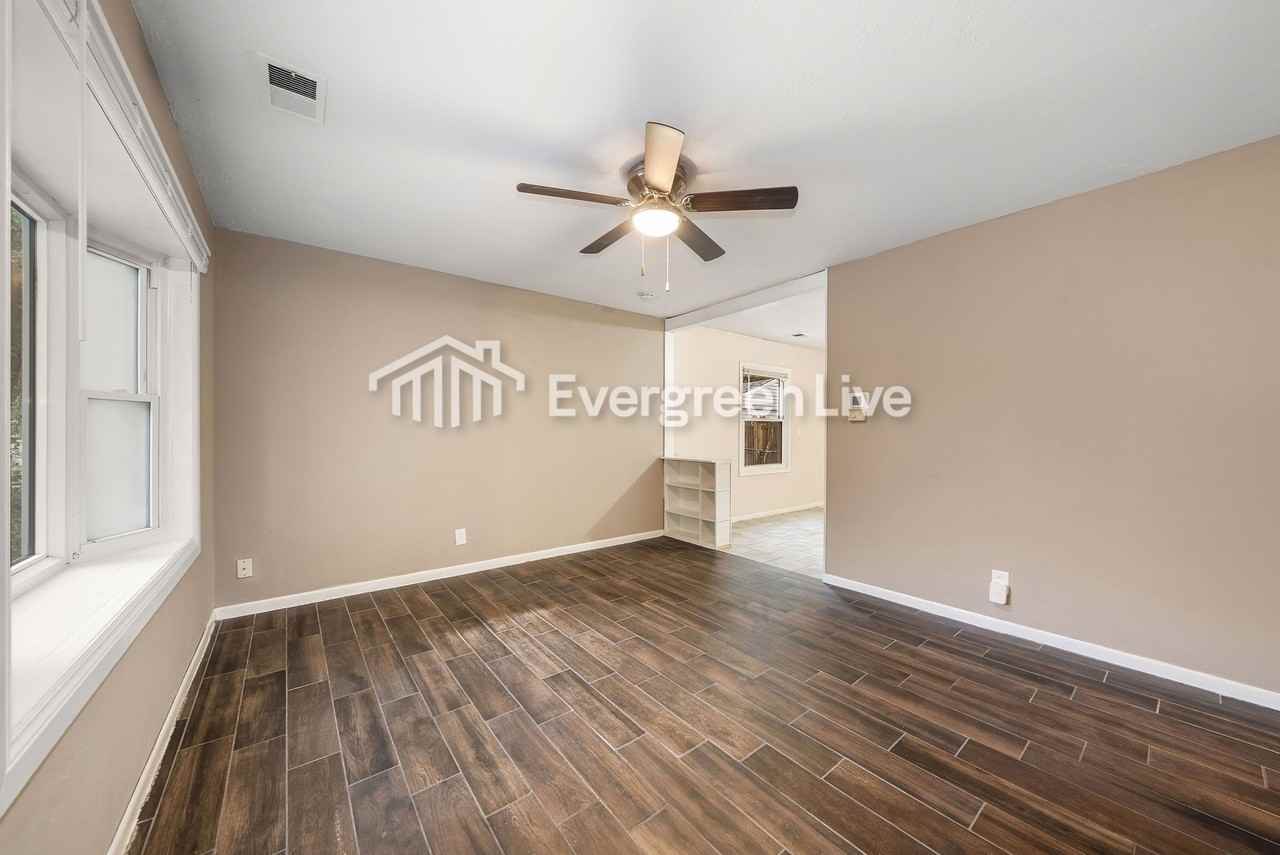 3904 N 13th St - Photo 7 of 26