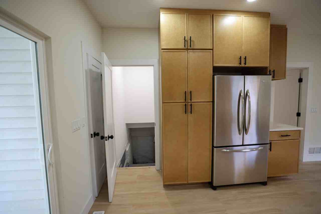 1532 17th St - Photo 7 of 30