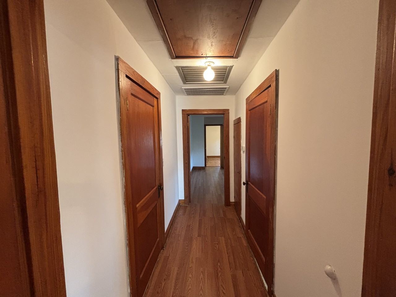 2404 Willow Rd - Photo 6 of 31