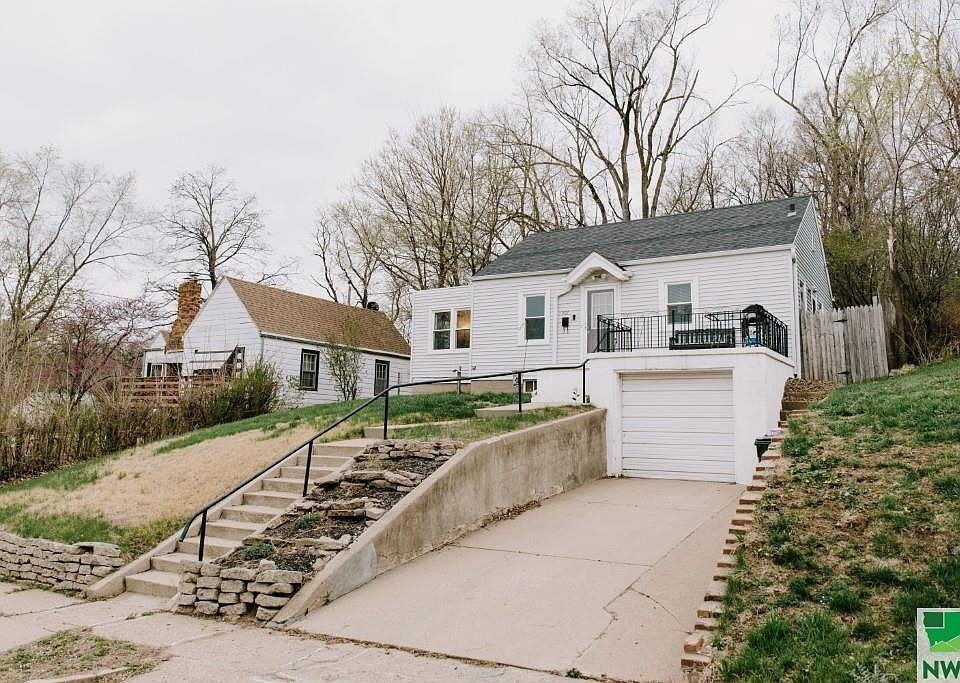 1907 Helmer St - Photo 3 of 25