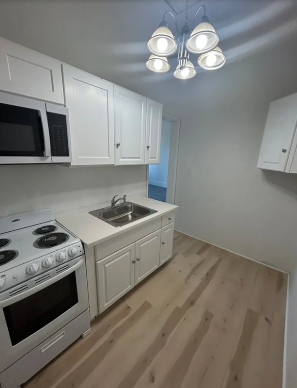 1523 21st St ##5 - Photo 6 of 7