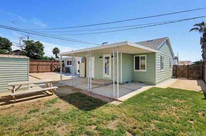 4266 Morrell St - Photo 4 of 35