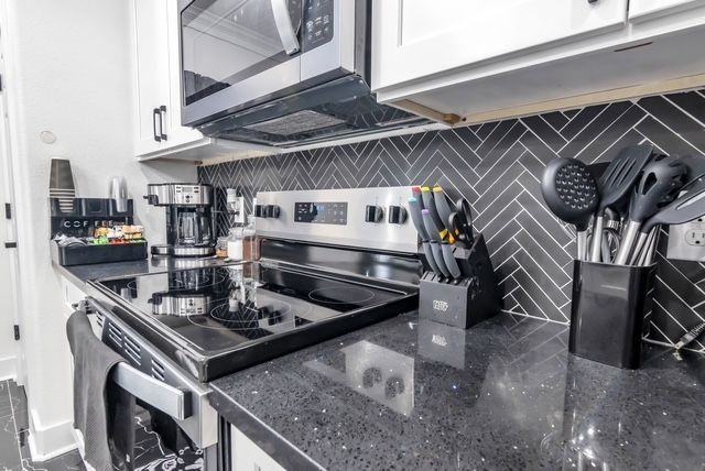 4013 Falls St ##A - Photo 5 of 21