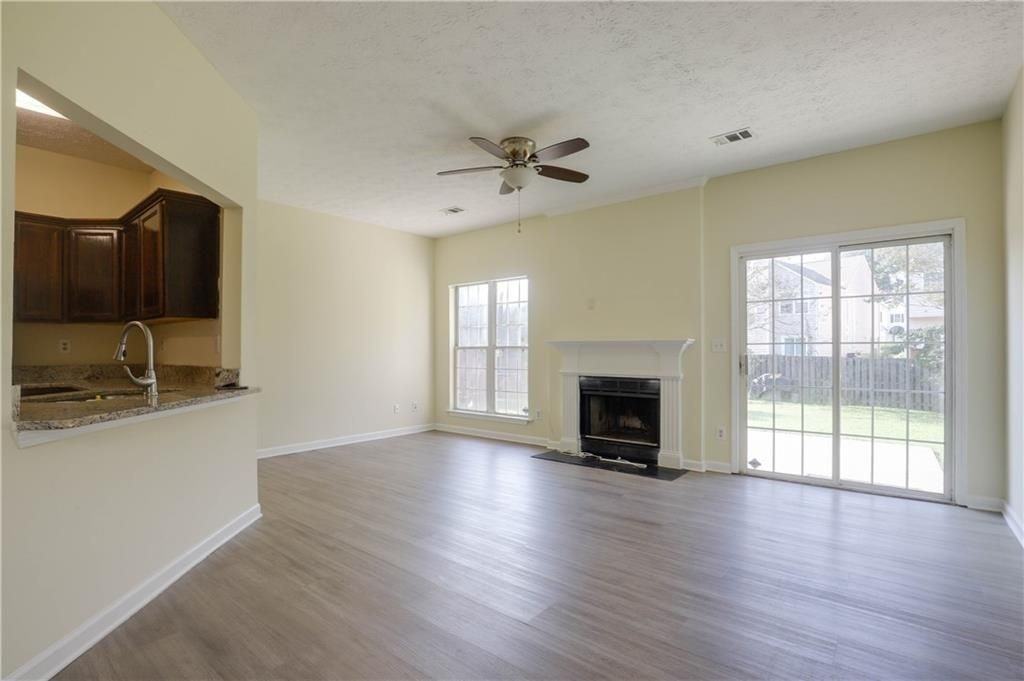 4033 Oak Glenn Dr - Photo 3 of 22