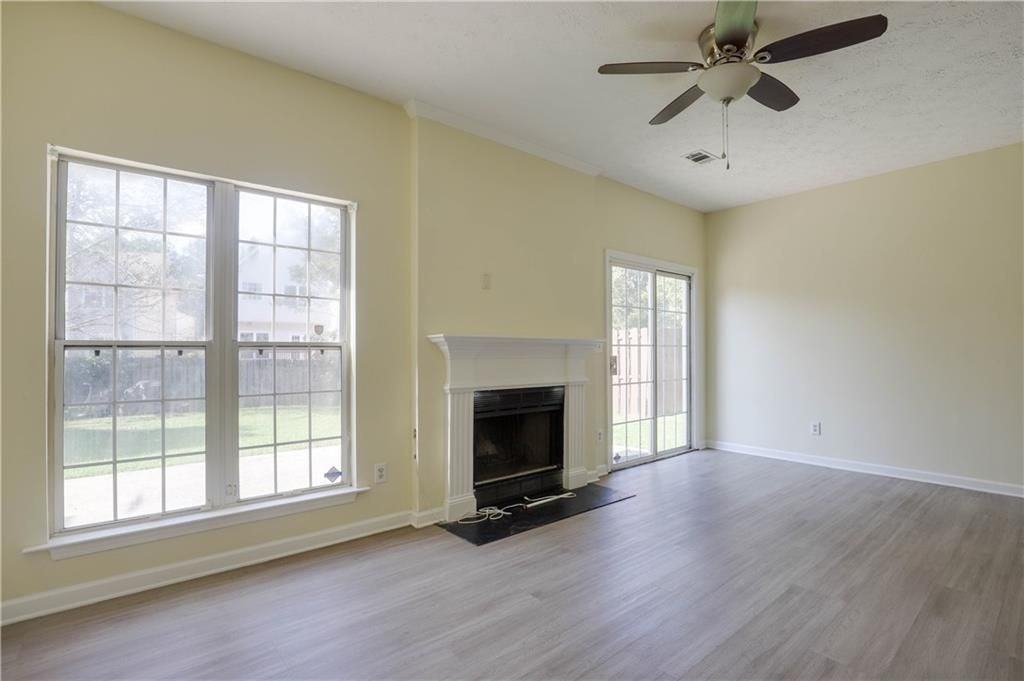 4033 Oak Glenn Dr - Photo 4 of 22