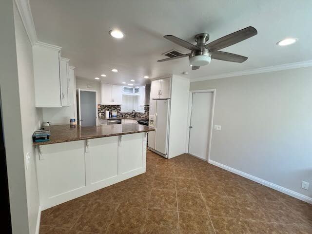 2125 Edmore Ave - Photo 6 of 18