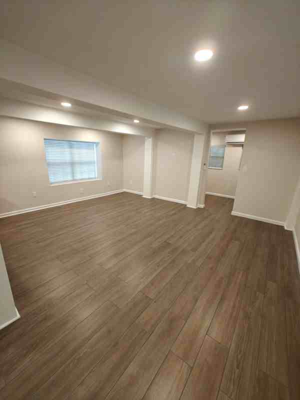 274 Lincoln Dr - Photo 4 of 5
