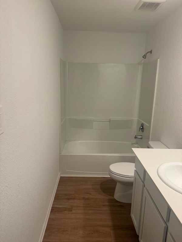 3202 Holly Stokes Way - Photo 4 of 24