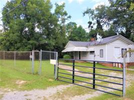 featured image of 3631 W Napier Ave