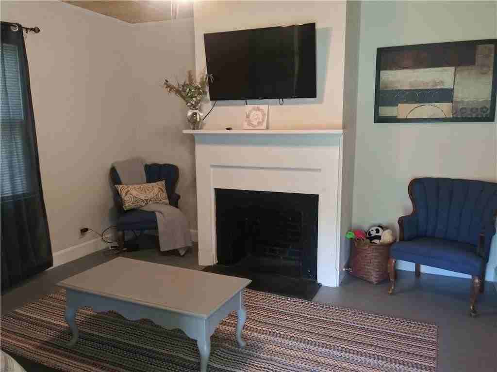 3631 W Napier Ave - Photo 5 of 13