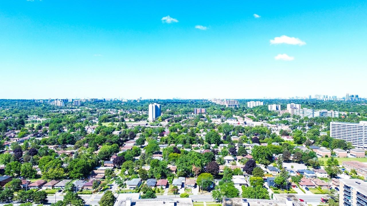 205 & 207 Morningside Avenue - Photo 4 of 25