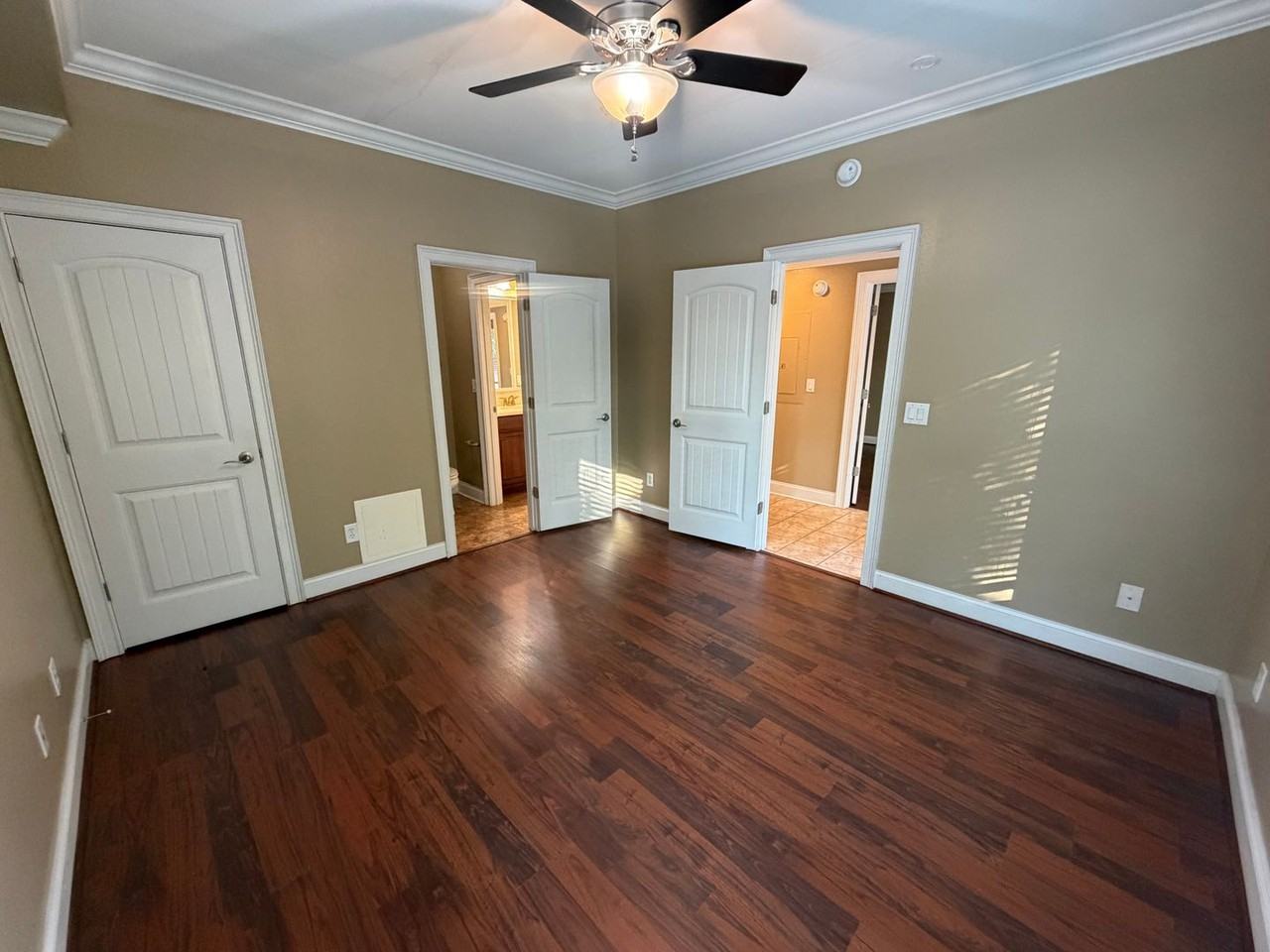 2316 Speedway Blvd - Photo 2 of 33