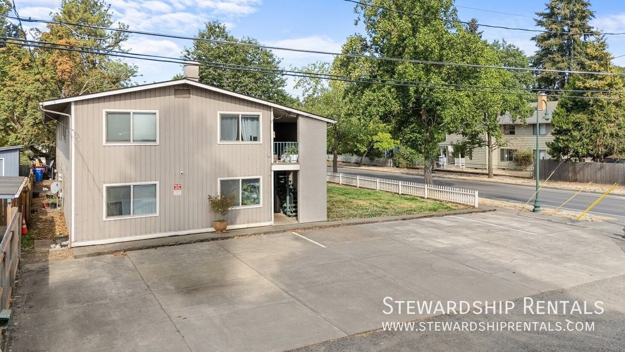 32786 E Pearl St #5 - Photo 2 of 17