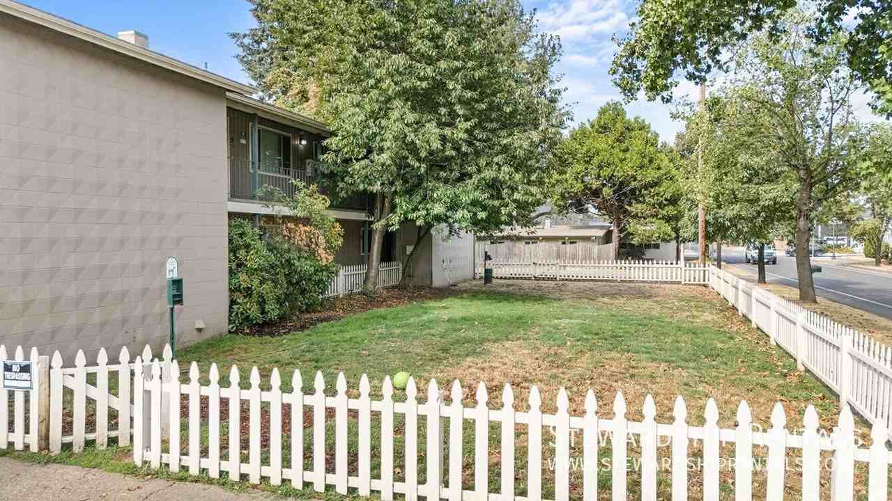 32786 E Pearl St #5 - Photo 3 of 17