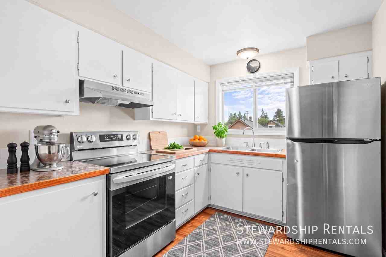 32786 E Pearl St #5 - Photo 7 of 17
