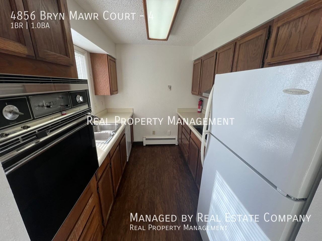 4856 Bryn Mawr Ct #4 - Photo 4 of 12