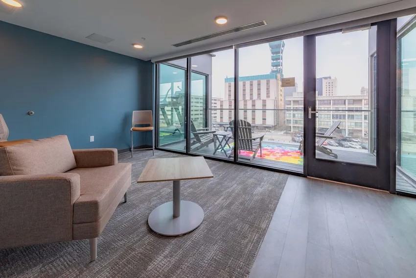 Mural Apartments - Photo 7 of 29