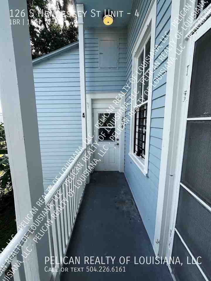126 S Hennessey St #4 - Photo 3 of 13