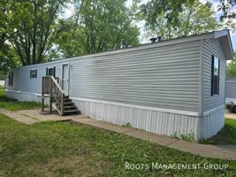 featured image of 1112 W Mactavish Rd