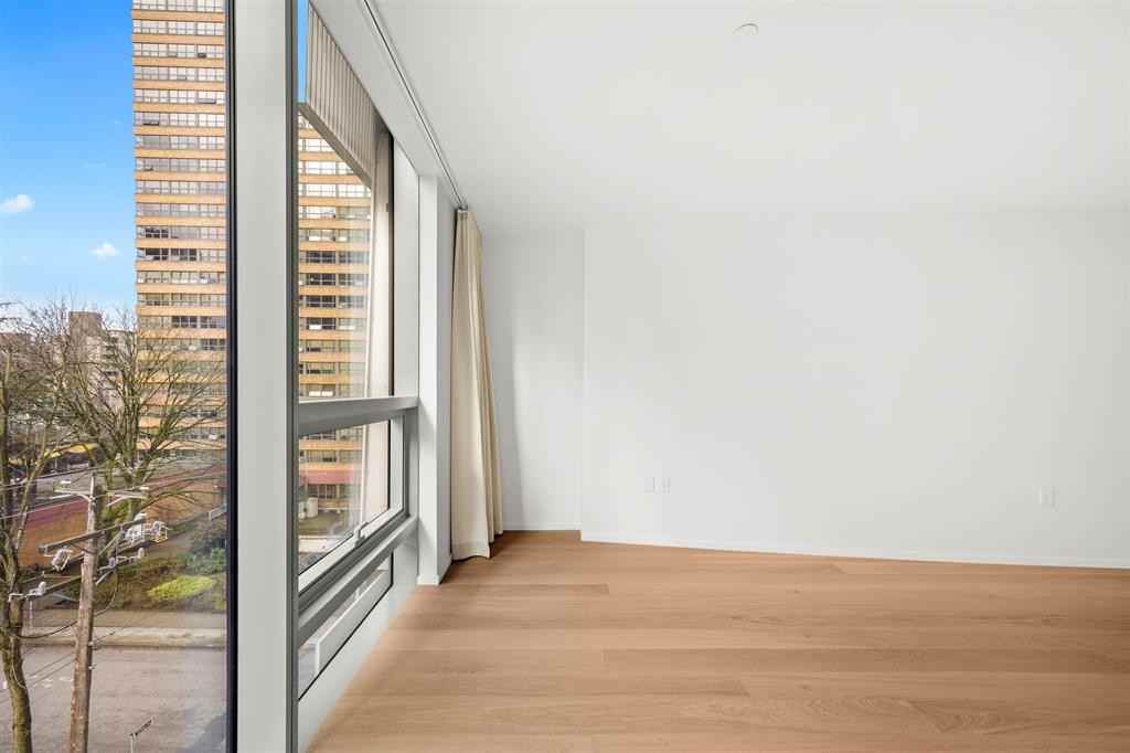 1568 Alberni Street #60X - Photo 5 of 11