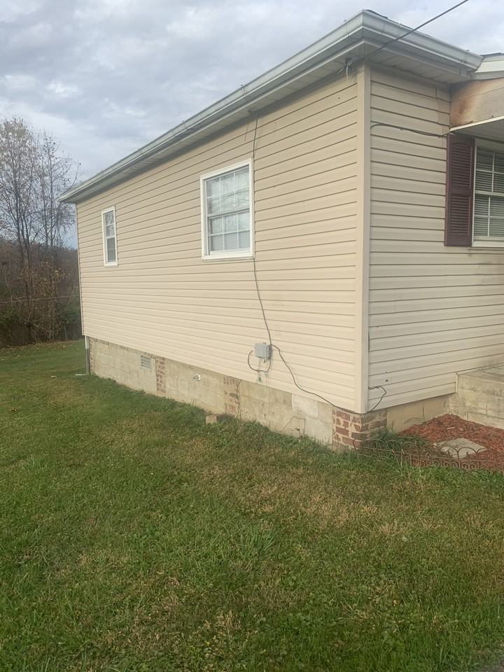 164 Crystal Ln #NA - Photo 4 of 12