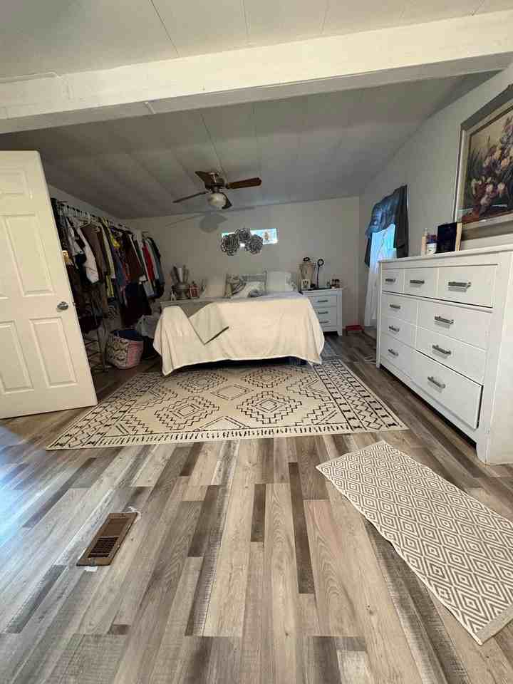 111 Mendota Estates Mhp Llcsouth 13Th Ave - Photo 4 of 14