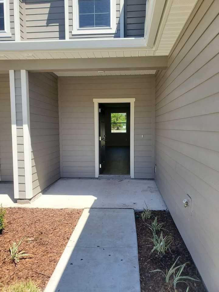 270 Mustard Hill Ct - Photo 2 of 14