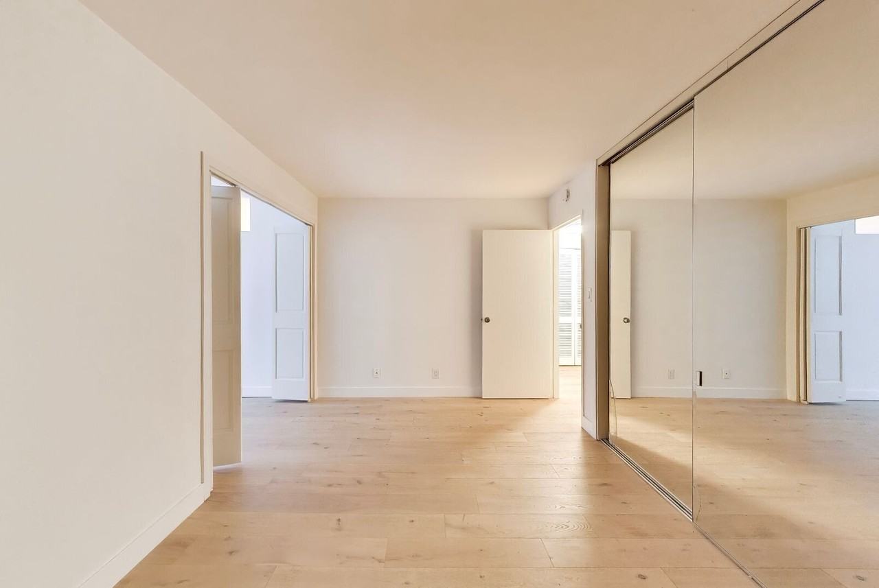 2200 Sacramento St #104 - Photo 2 of 33