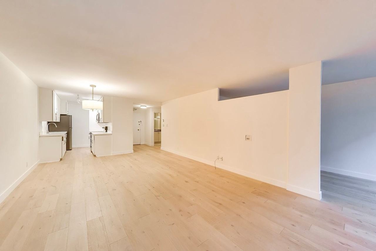 2200 Sacramento St #104 - Photo 4 of 33