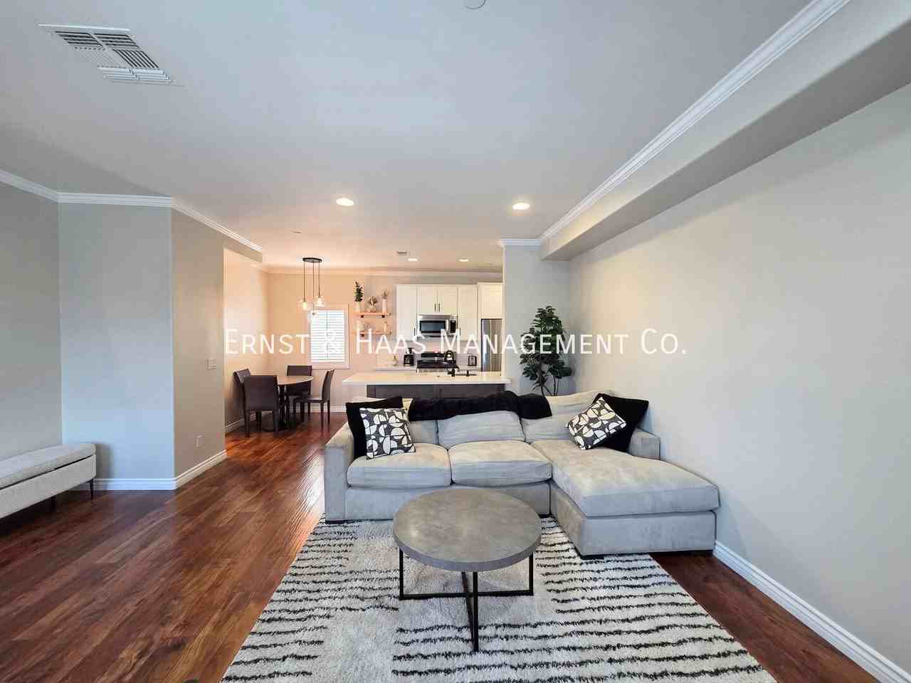 3546 Linden Ave #06 - Photo 3 of 32