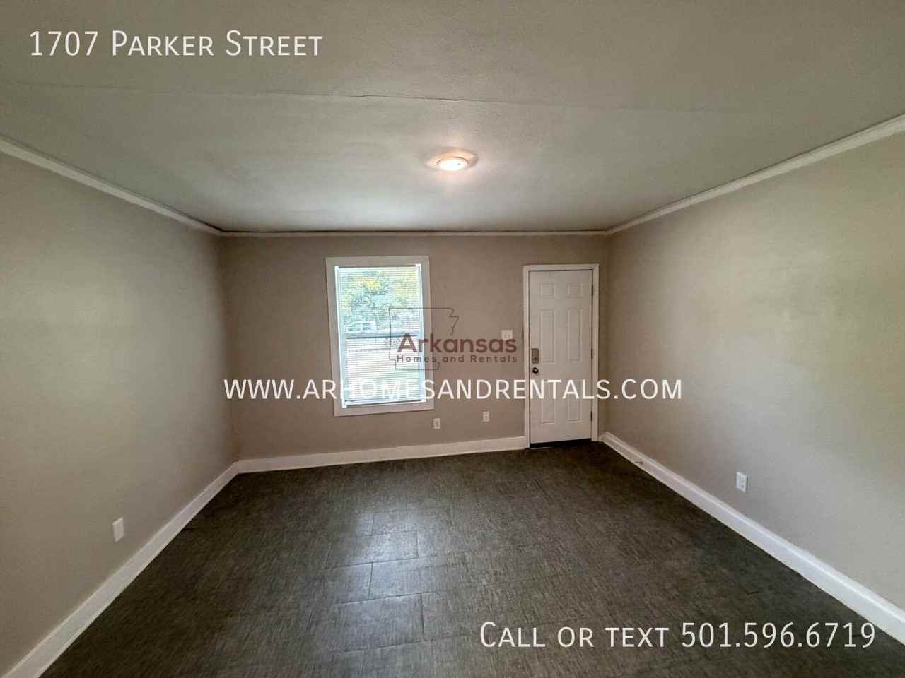 1707 Parker St - Photo 2 of 14