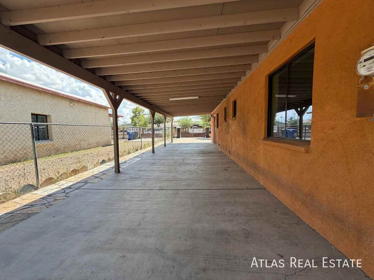 1354 W Sonora St - Photo 4 of 31