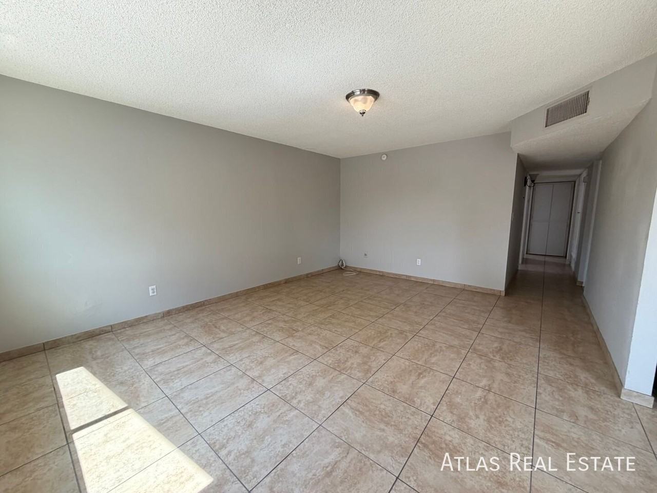 1354 W Sonora St - Photo 7 of 31