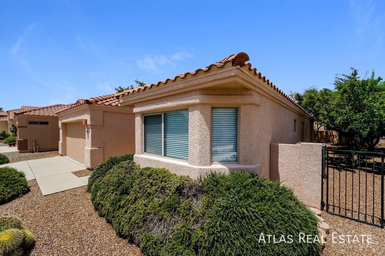 1486 W Sand Pebble Dr - Photo 2 of 21