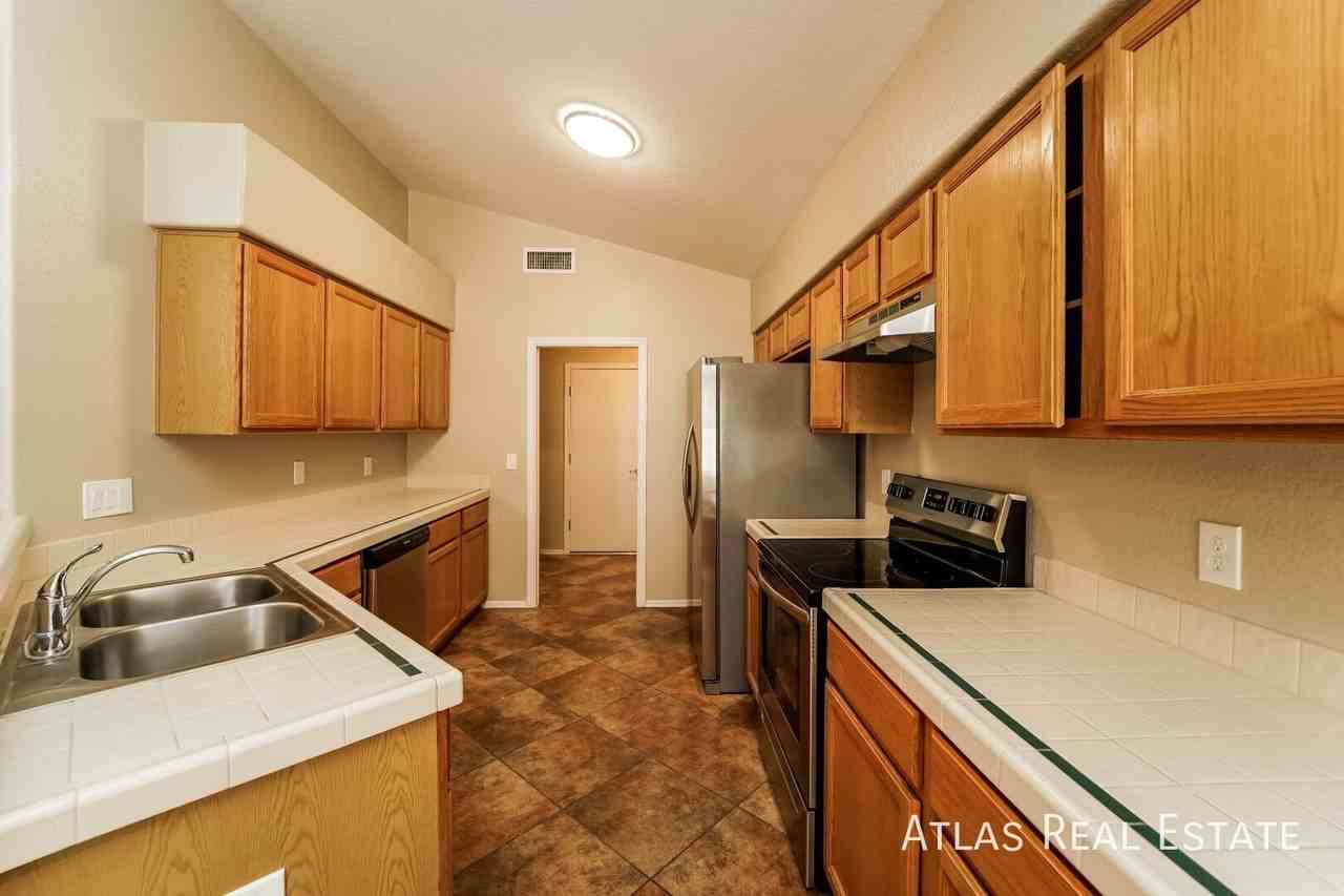 1486 W Sand Pebble Dr - Photo 6 of 21