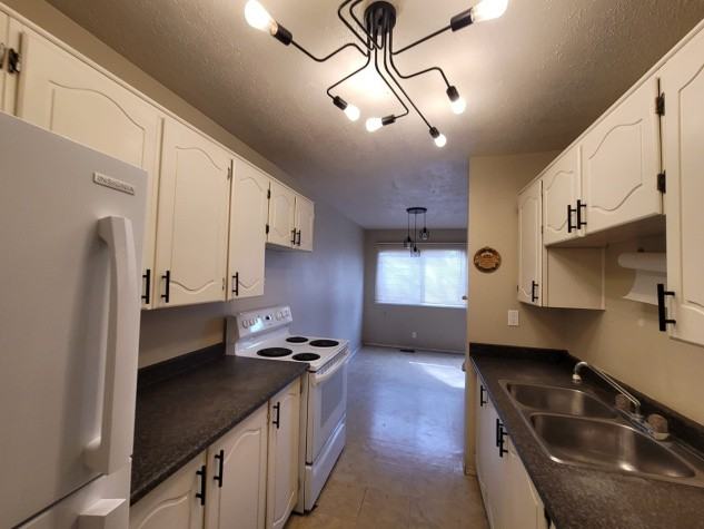 31 Nyberg Ave - Photo 2 of 10