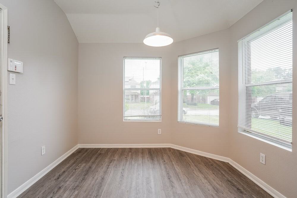 20746 Fox Cliff Ln - Photo 7 of 16