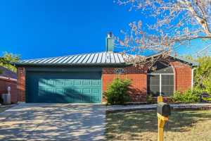 featured image of 10241 Maria Dr