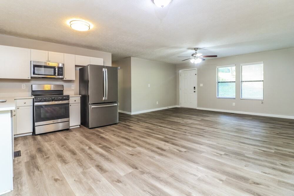 1425 Dillon Rd - Photo 5 of 16